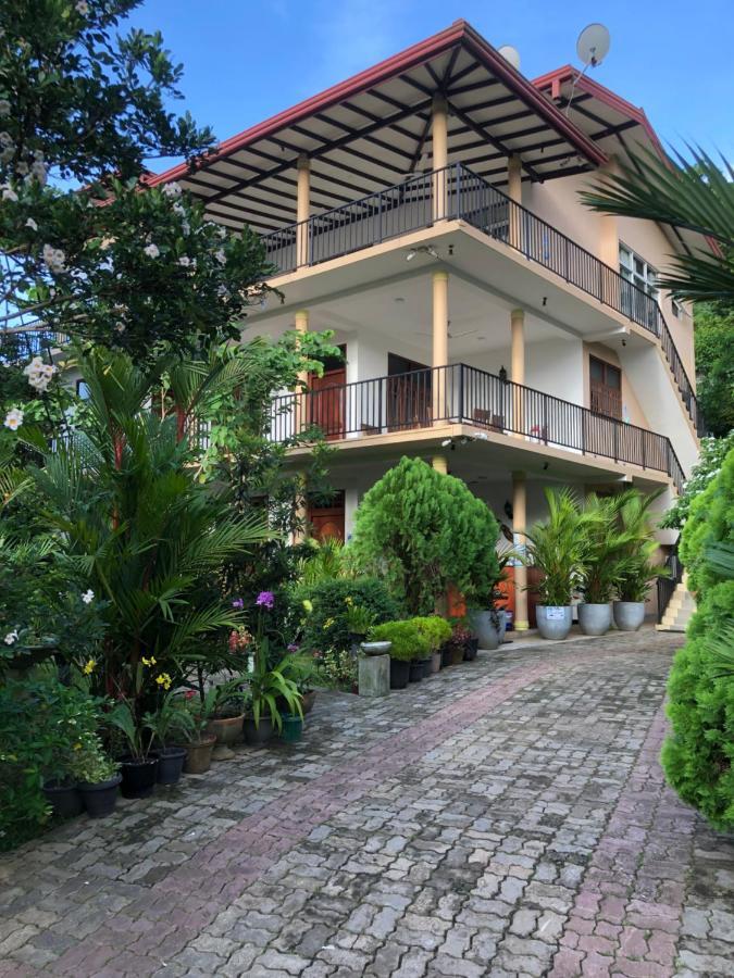 Coral Palm Villa And Apartment อูนาวาตูนา ภายนอก รูปภาพ