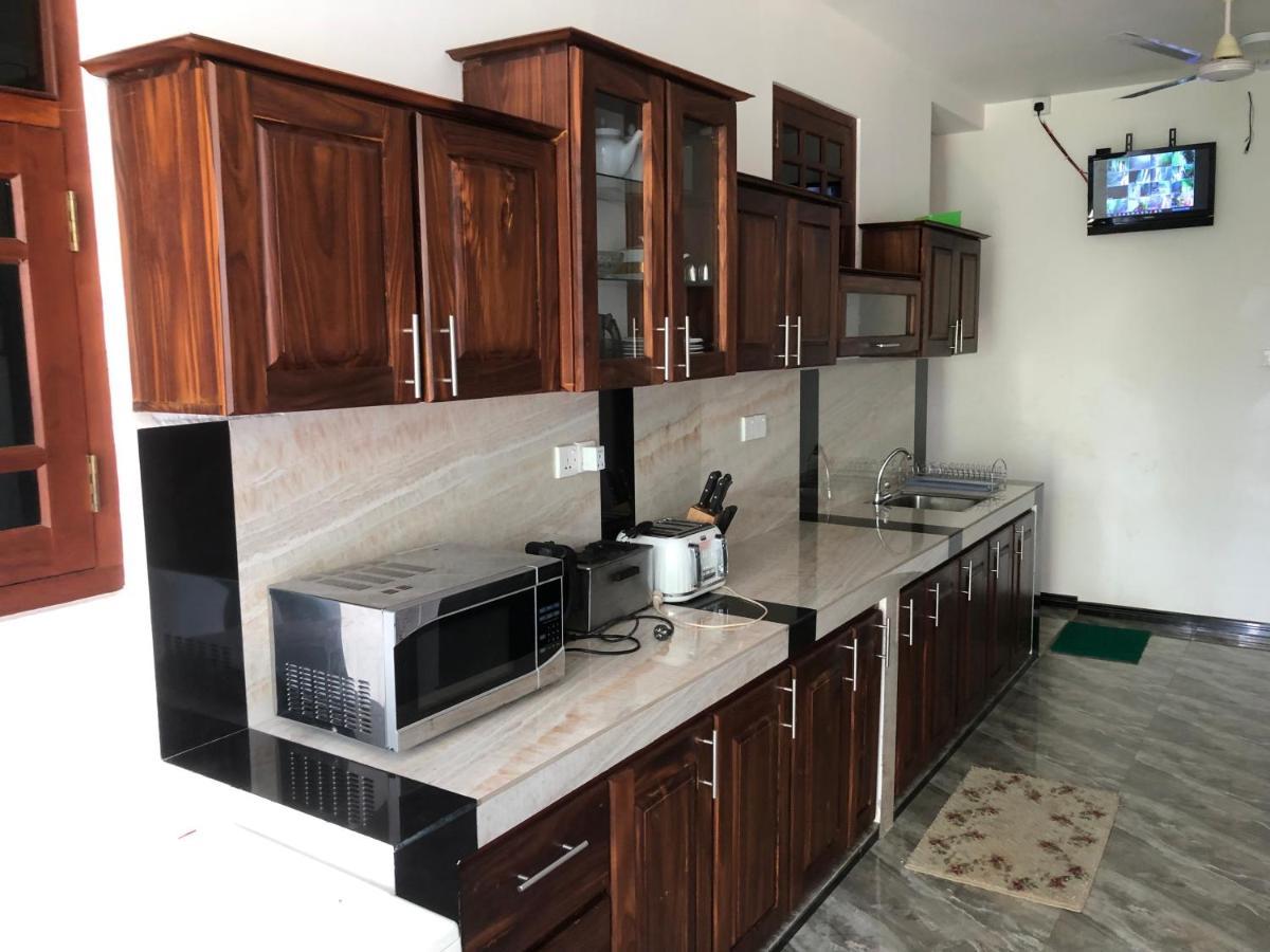 Coral Palm Villa And Apartment อูนาวาตูนา ภายนอก รูปภาพ