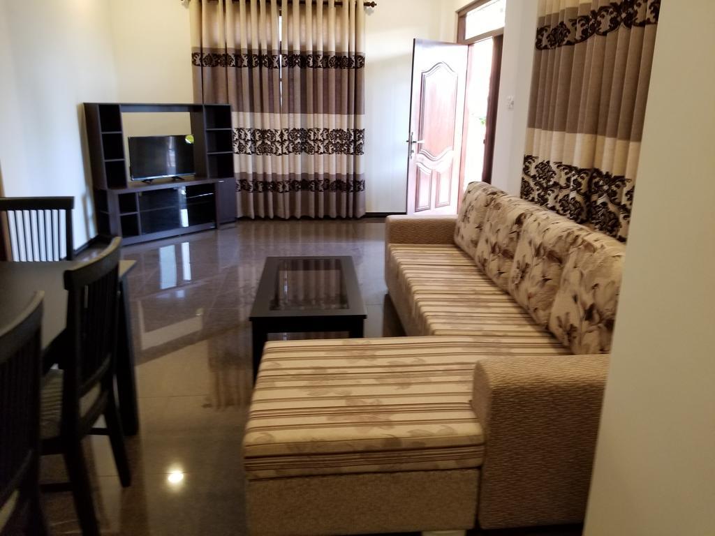 Coral Palm Villa And Apartment อูนาวาตูนา ภายนอก รูปภาพ