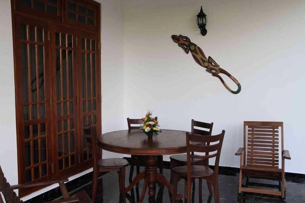 Coral Palm Villa And Apartment อูนาวาตูนา ภายนอก รูปภาพ